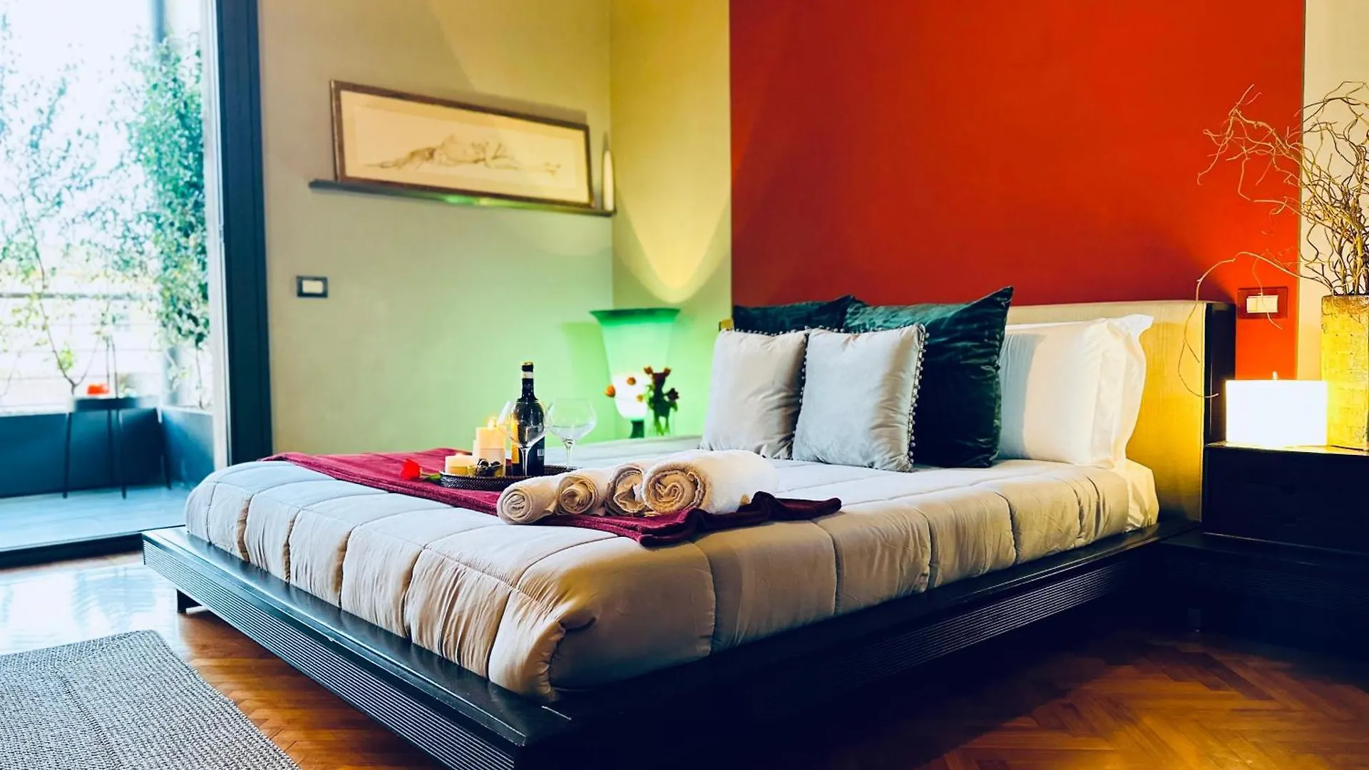 Central Romantic Luxury Penthouse Florencie